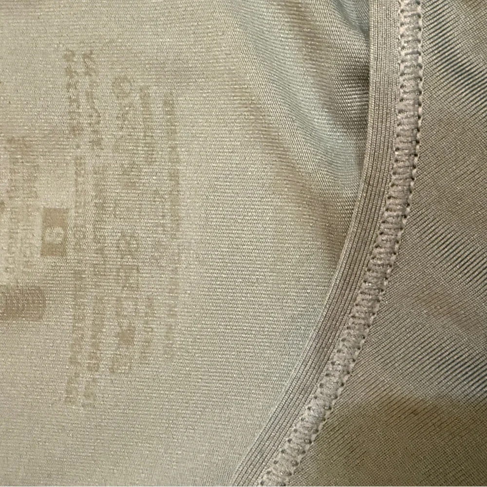Puff Sleeve Velvet Top - Picture 2 of 9